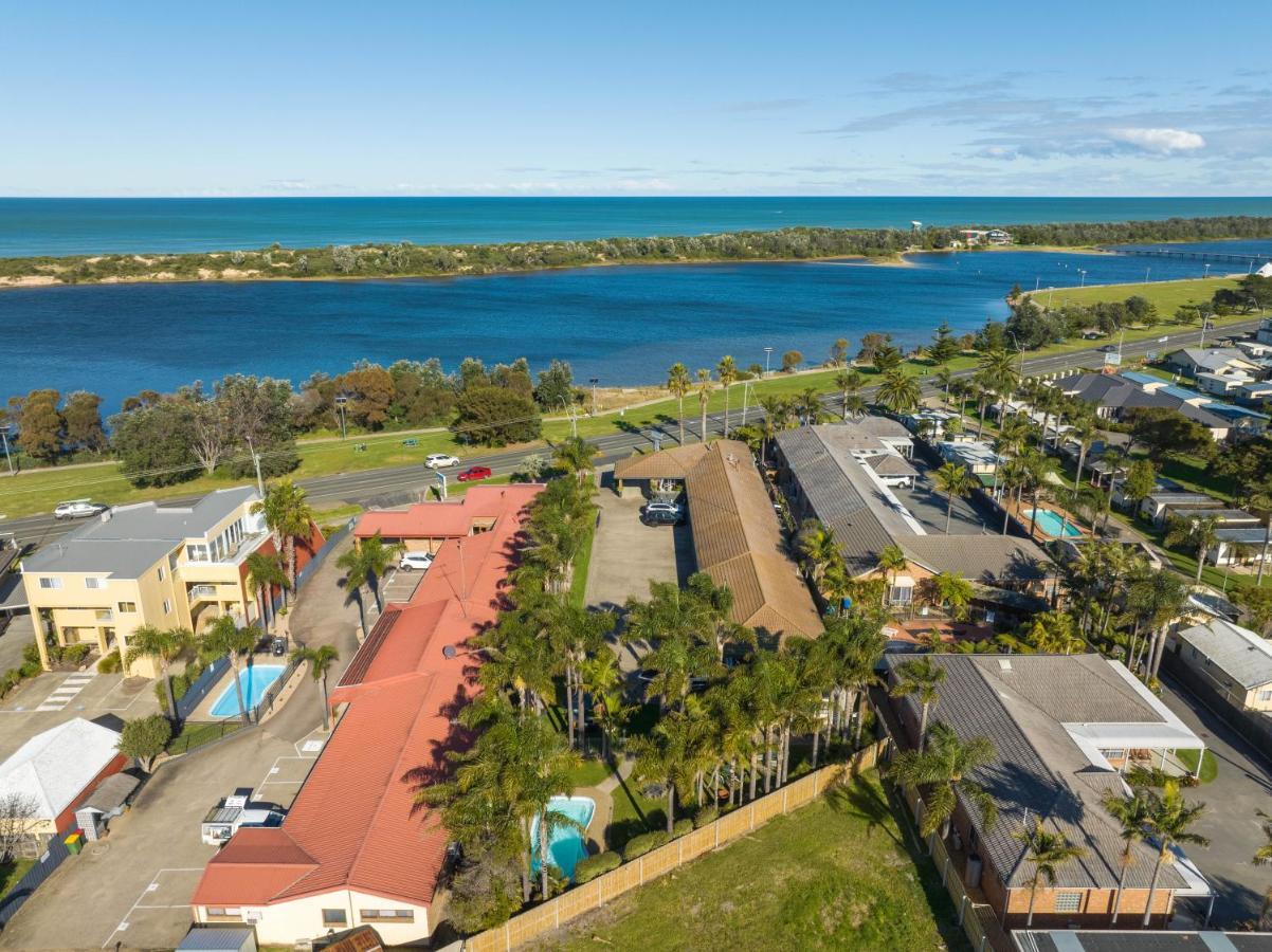 Sandbar Motel Lakes Entrance Exterior photo