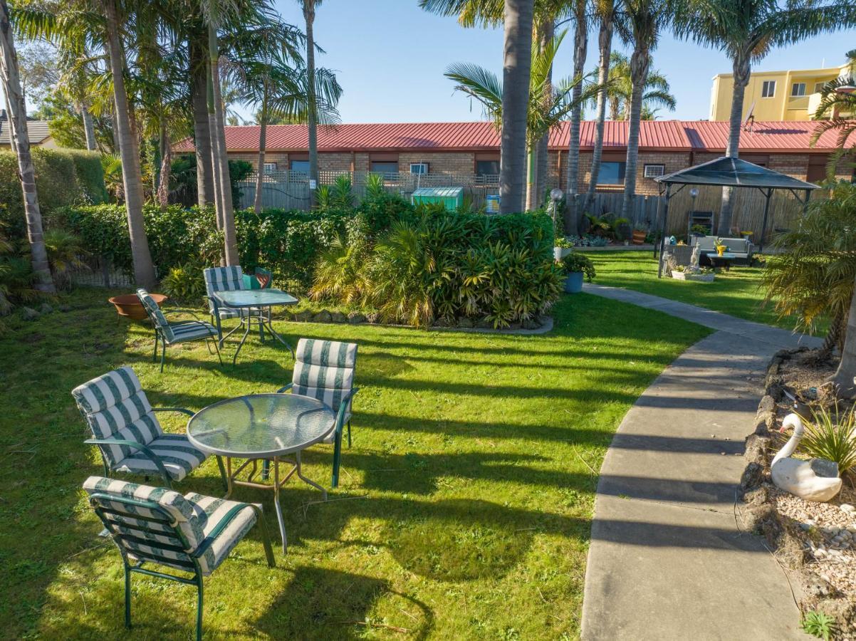 Sandbar Motel Lakes Entrance Exterior photo